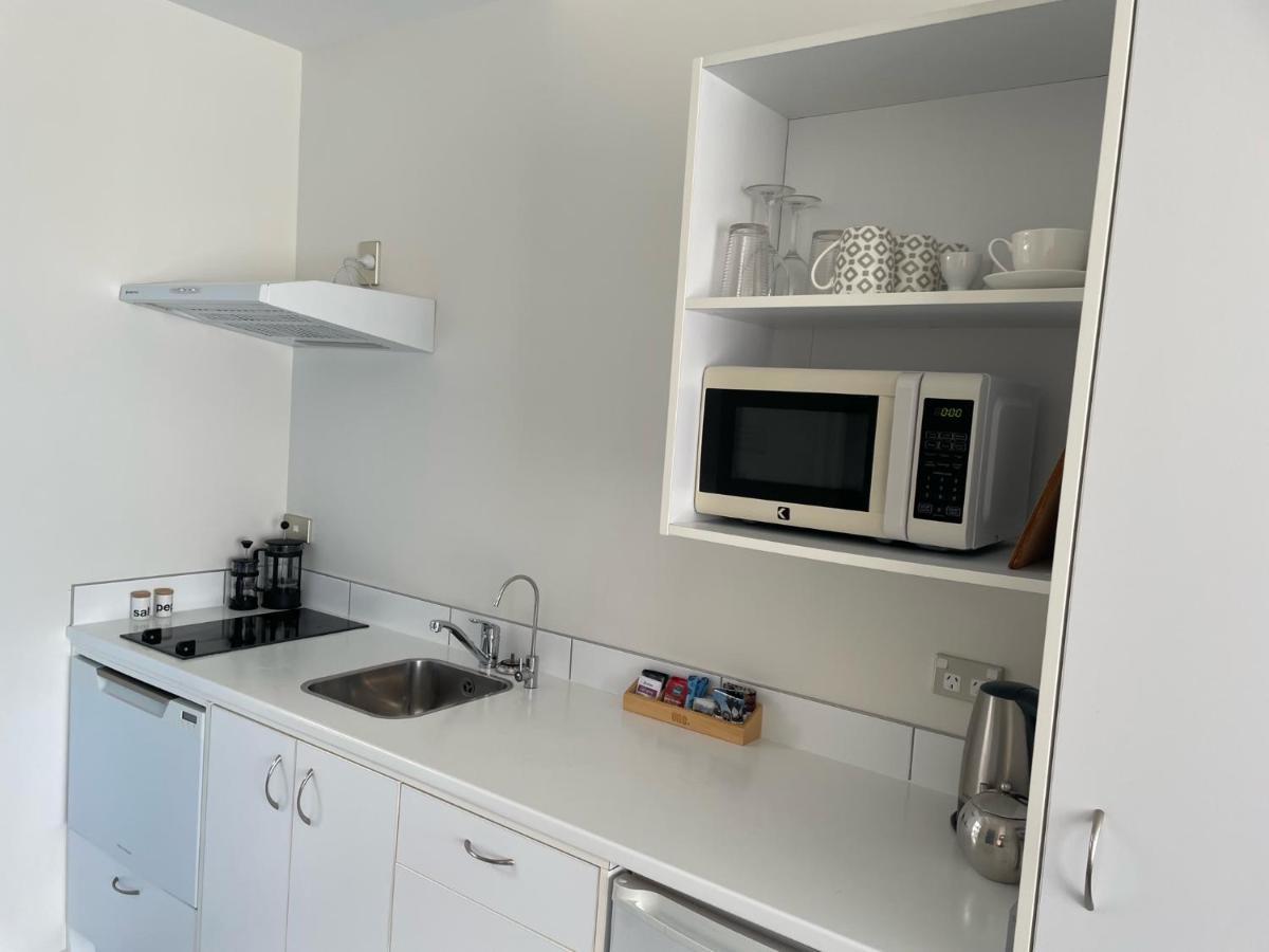 Carters By The Sea Beachside Studio Apartments Carters Beach ภายนอก รูปภาพ