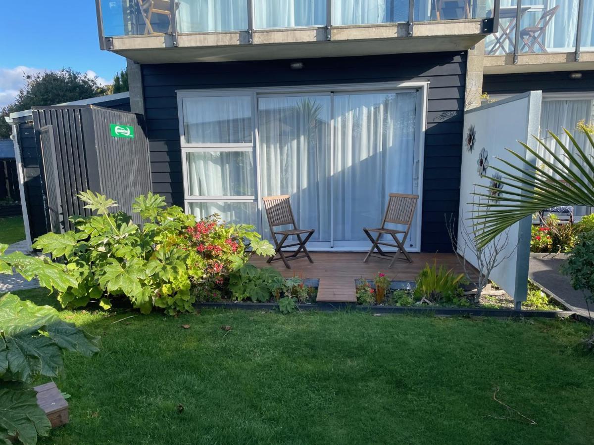 Carters By The Sea Beachside Studio Apartments Carters Beach ภายนอก รูปภาพ